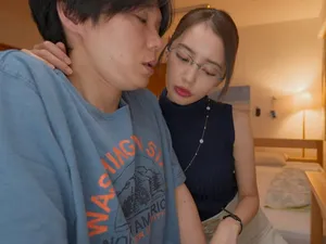 Đụ liên tục 2 em nữ sinh dâm dục mới đi học về