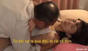 Anh nhân viên quay lén cấp trên nữ rồi tống tình, nhưng đâu biết rằng cô ấy biết tất cả